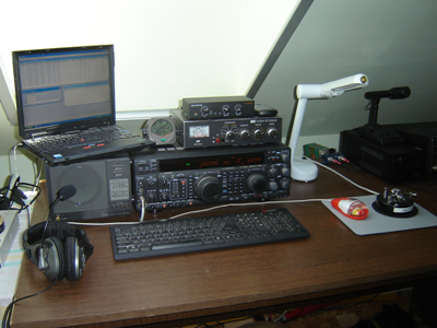 QTH Lelekovice (2010 - YAESU FT1000 MP Mark-V)